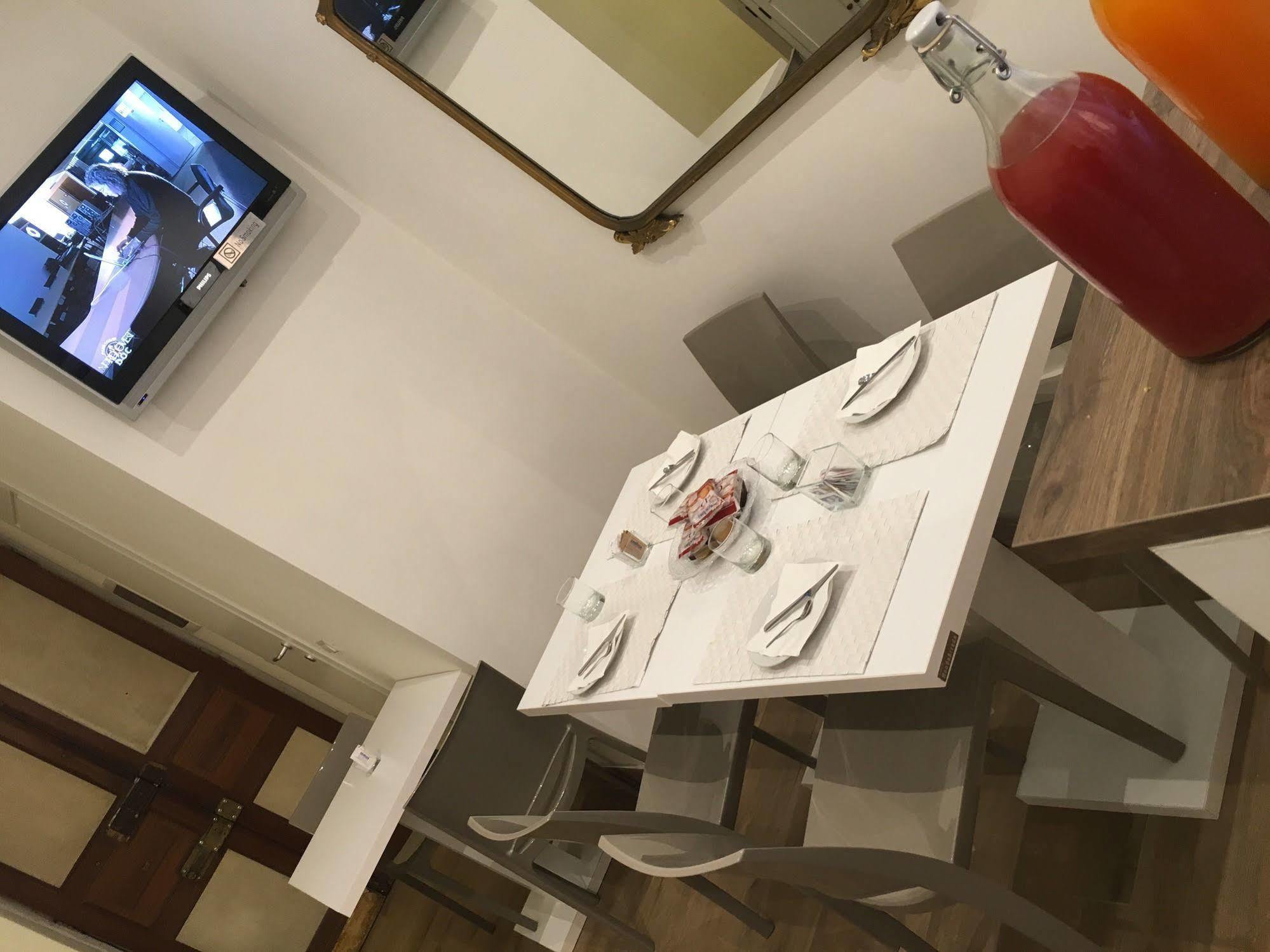 Art Atelier Acomodação com café da manhã  Roma